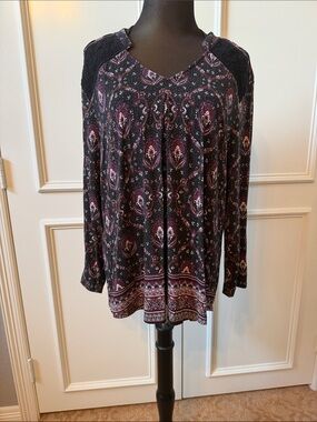Daniel Rainn Black Top with Purple Paisley Print